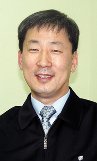 강일중 국장