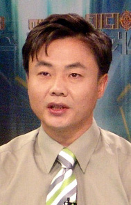 이재강 기자