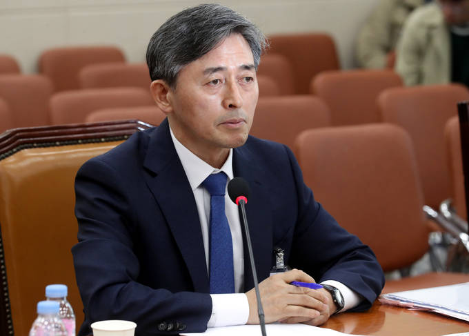 30일 서울 영등포구 여의도 국회에서 진행된 과학기술정보방송통신위원회 전체회의(양승동 KBS 사장 인사청문회)에서 양승동 후보자가 의원 질의에 답변하고 있다.(뉴시스) 30일 서울 영등포구 여의도 국회에서 진행된 과학기술정보방송통신위원회 전체회의(양승동 KBS 사장 인사청문회)에서 양승동 후보자가 의원 질의에 답변하고 있다.(뉴시스)