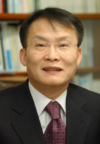 조광래 국장