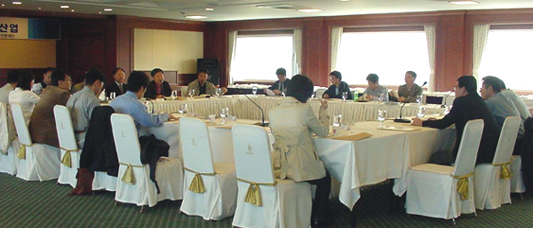 한국언론재단(이사장 정남기) 주최로 22일 오후 강릉 현대호텔에서 열린 ‘주요 언론계 현안과 미디어산업’이란 워크숍.