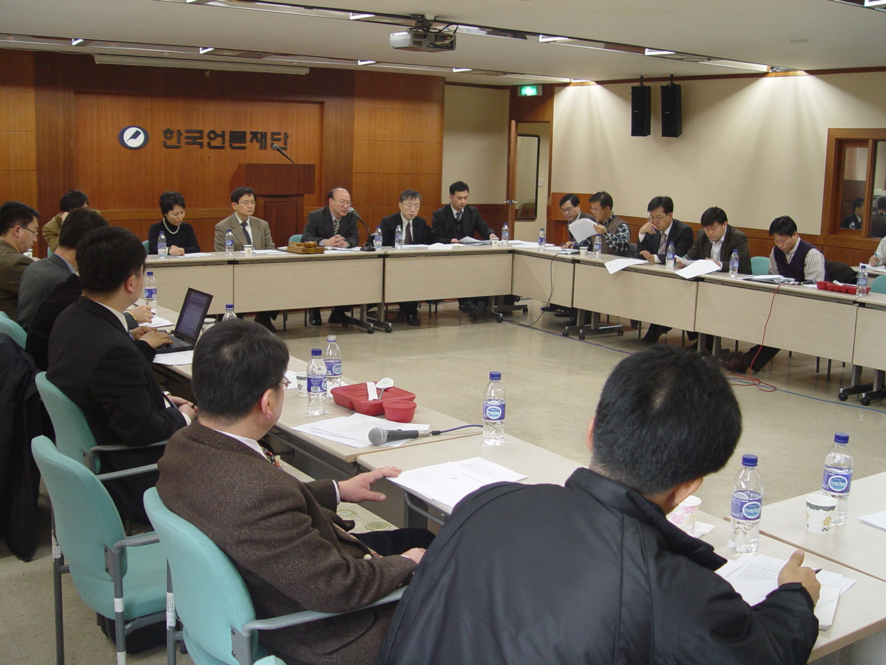 20일 프레스센터 12층 언론재단 연수센터에서 열린 2006년 제1차 운영위원회