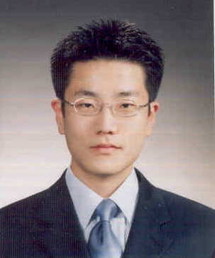 고 민경삼 기자